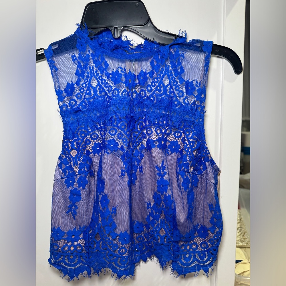 Blue lace/ mesh crop top